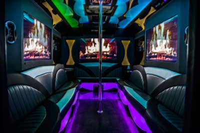 Party buses in Cedar Rapids IA
